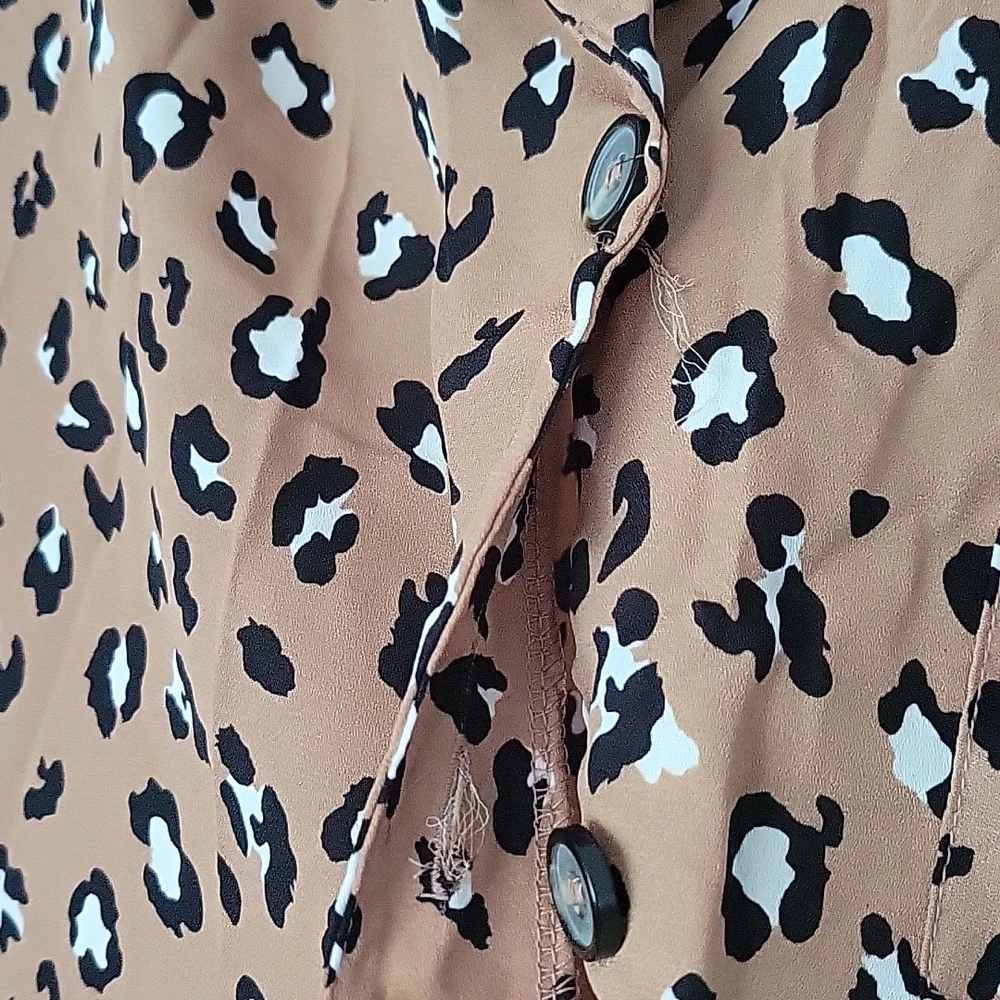 Leopard button down top - Picture 4 of 4